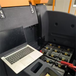 Offer guided tours for city sightseeing